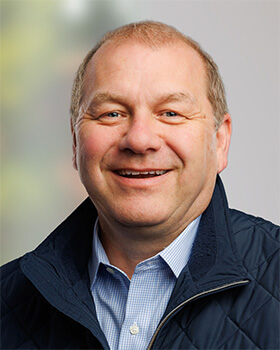 Jason Hampton headshot