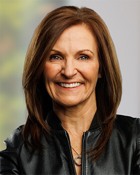 Mary Casey headshot